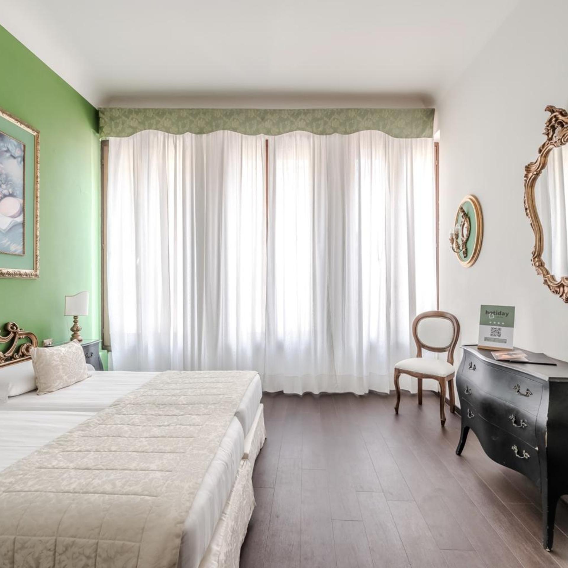 HOTIDAY Room Collection - Venezia Santa Lucia 19/50