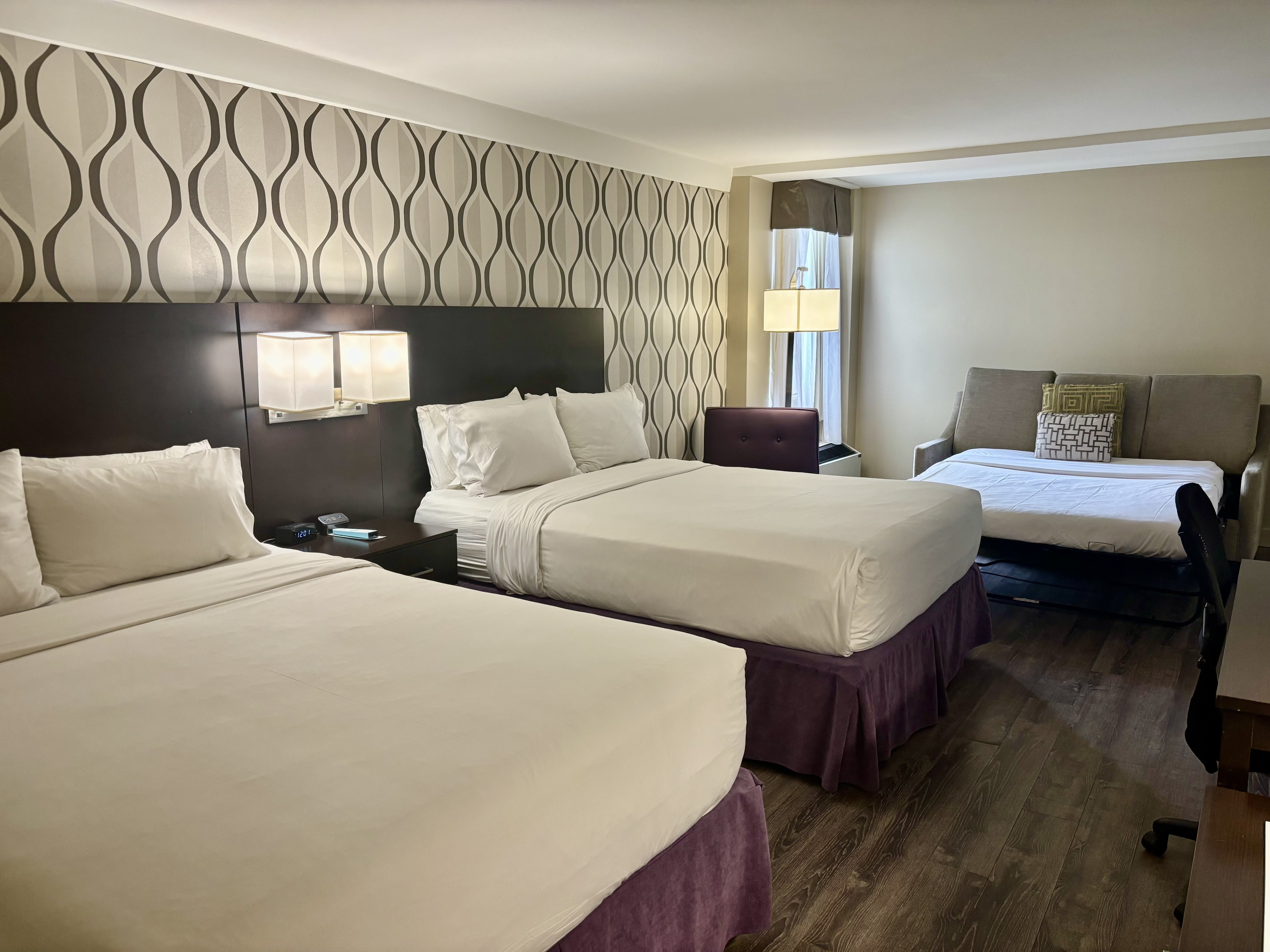 Holiday Inn Toronto International Airport Hotel 11/58