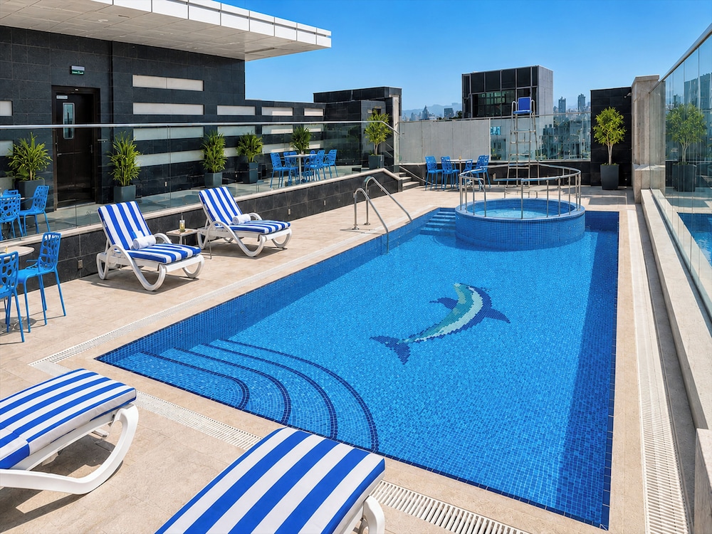 Tulip Al Barsha Hotel Apartment 66/85