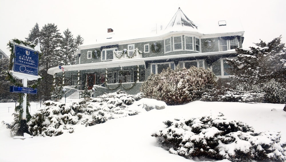 Cape Arundel Inn & Resort 2/49