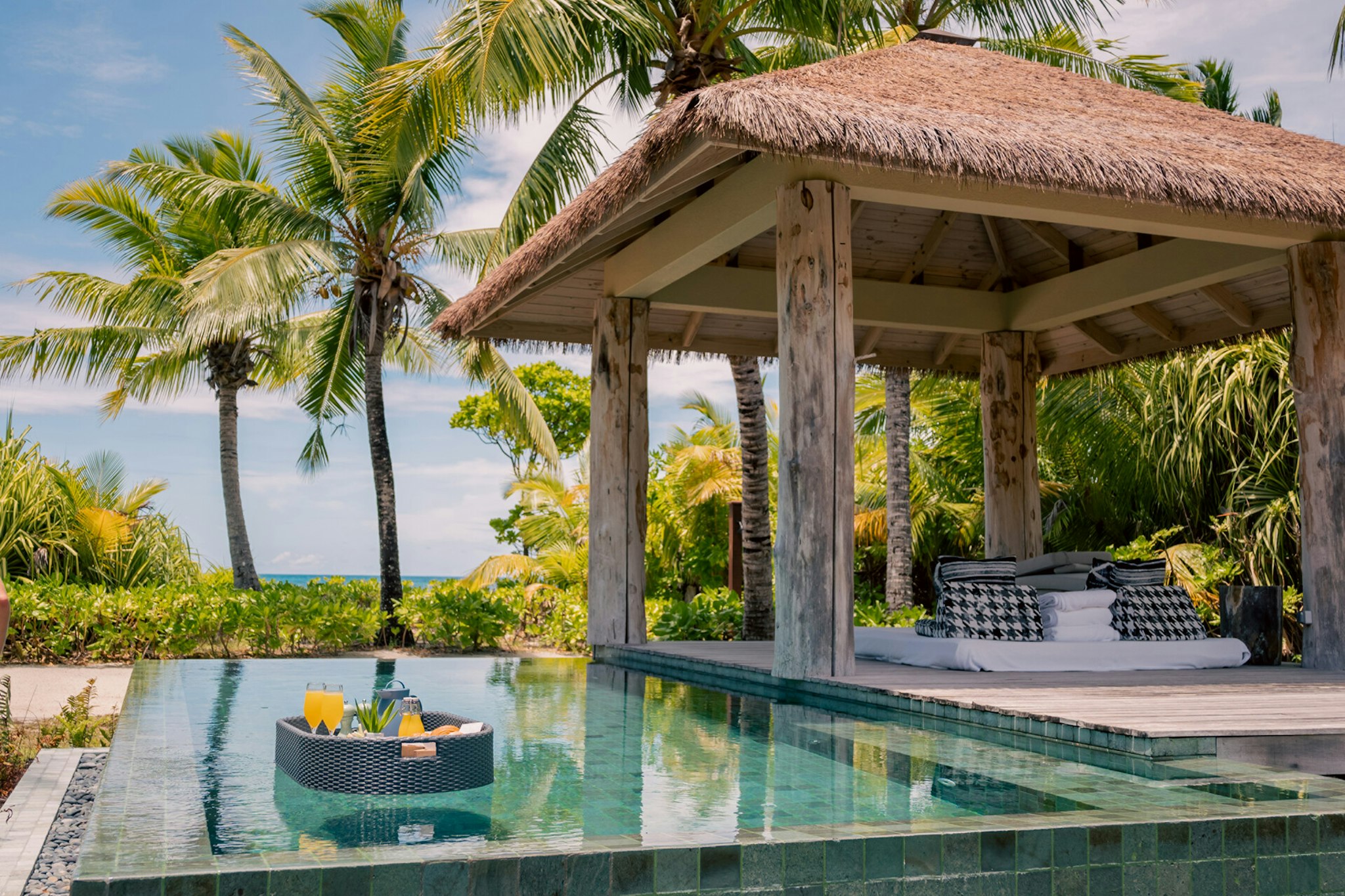 FOUR SEASONS RESORT SEYCHELLES AT DESROCHES ISLAND 58/58