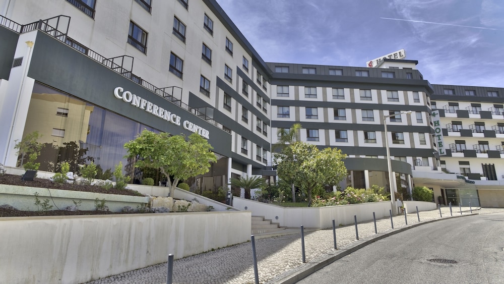 Hotel Cinquentenario & Conference Center 5/63