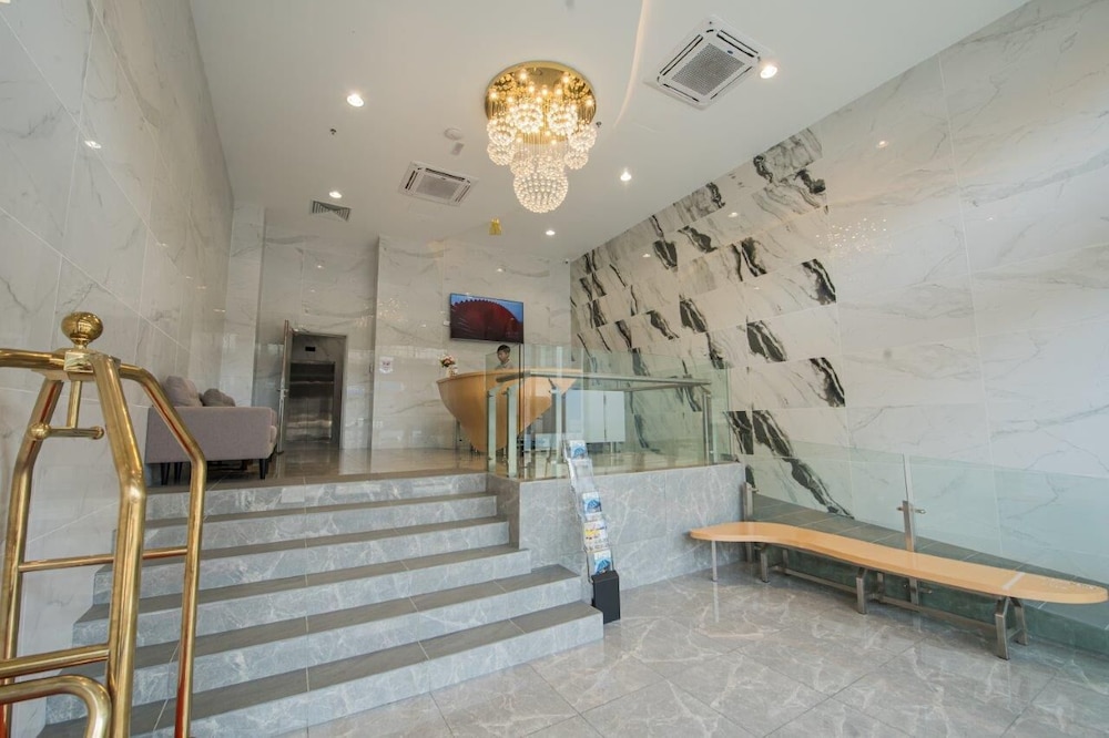 Grand InHotel 9/50