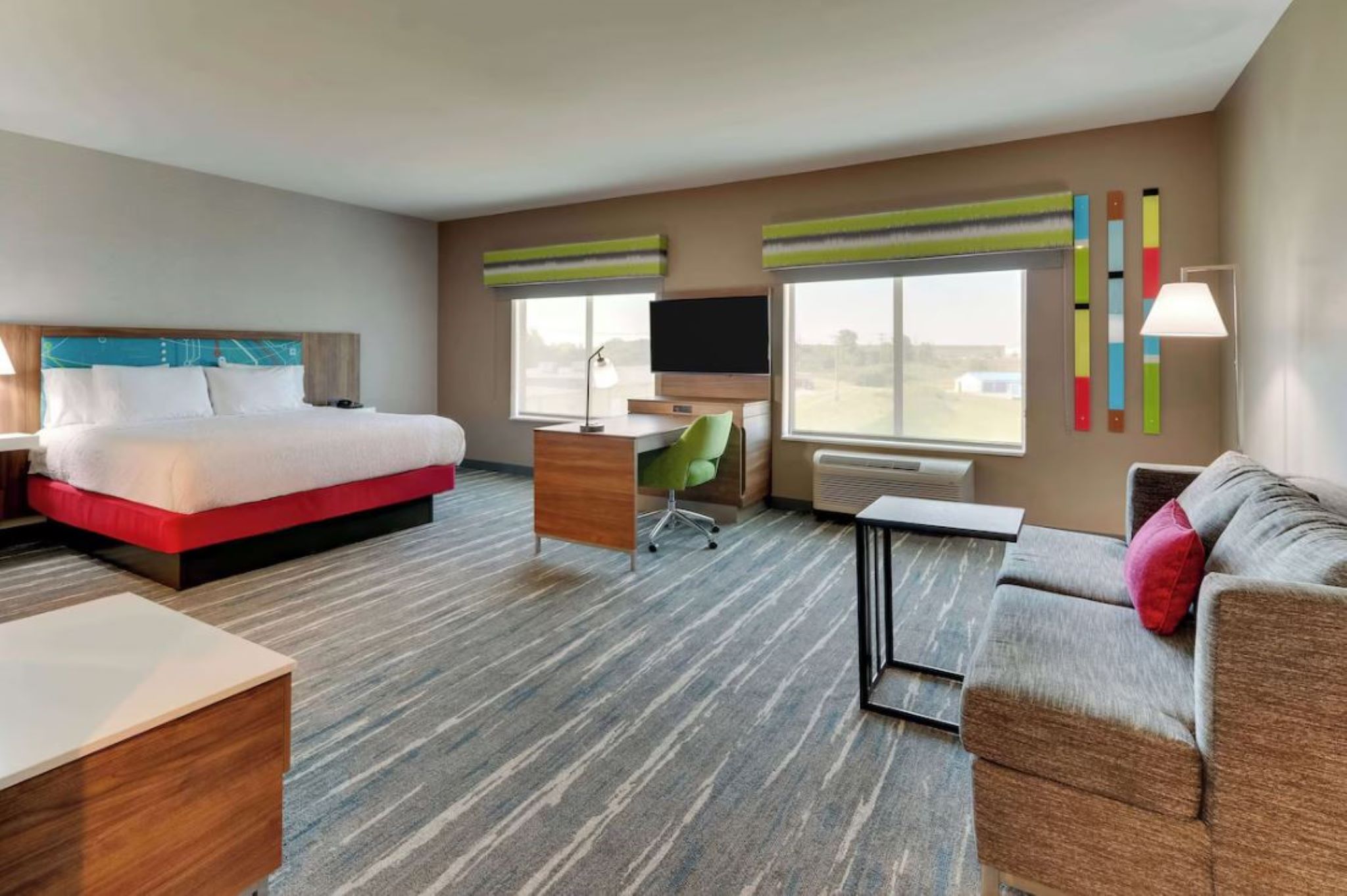 Studio, Suite, King Bed, Accessible