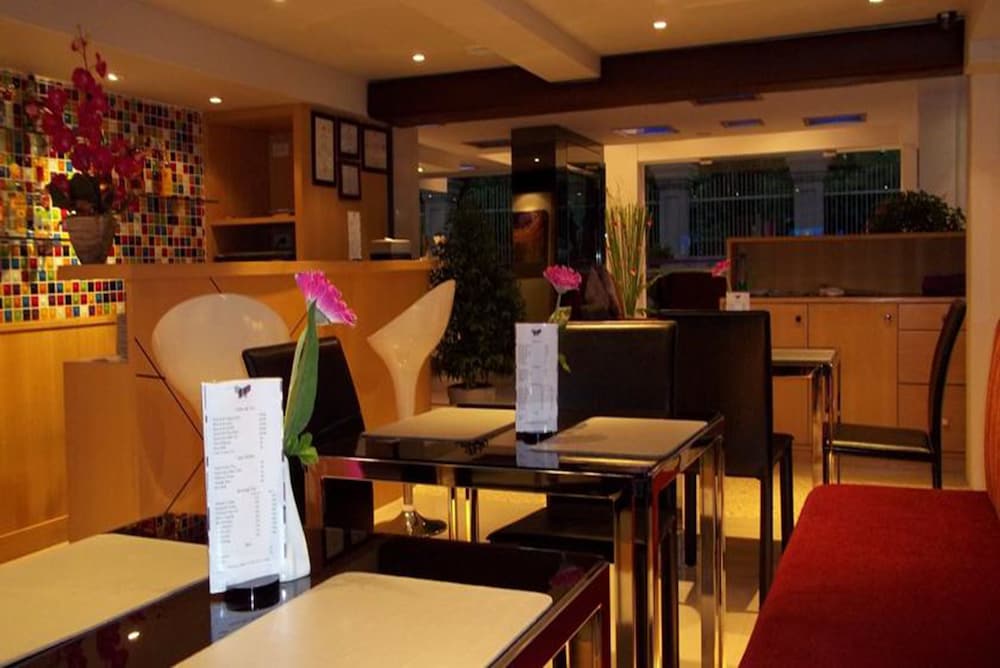 Paradiso Boutique Suites 14/18