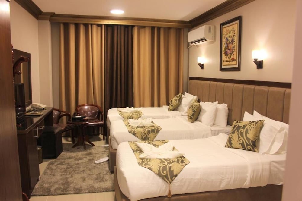 Grape Village Hotel 32/59