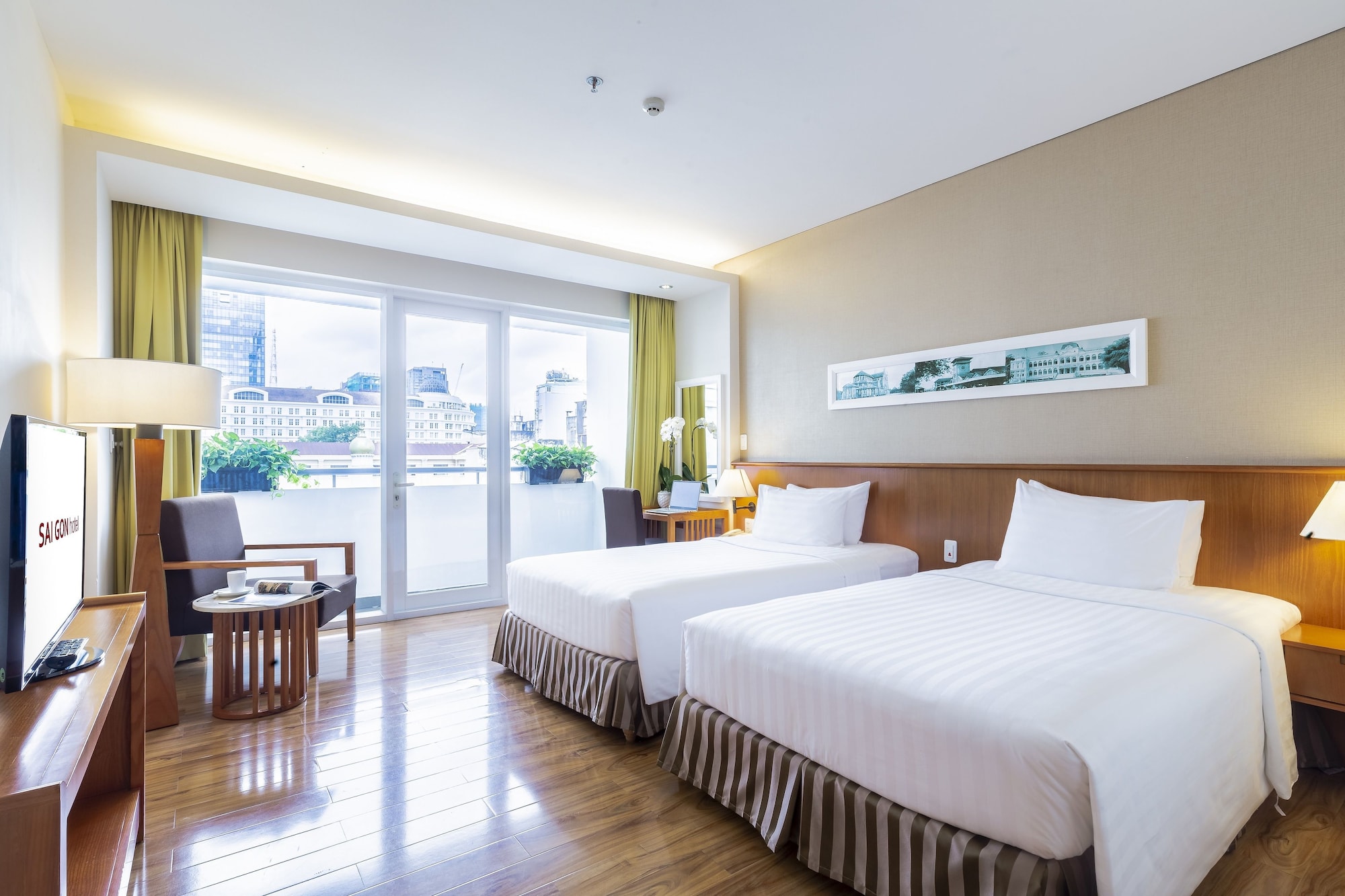 Senior, Deluxe, Double Bed، Saigon Hotel 3/8