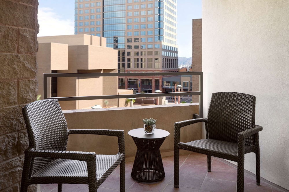 Hyatt Regency Phoenix 36/50