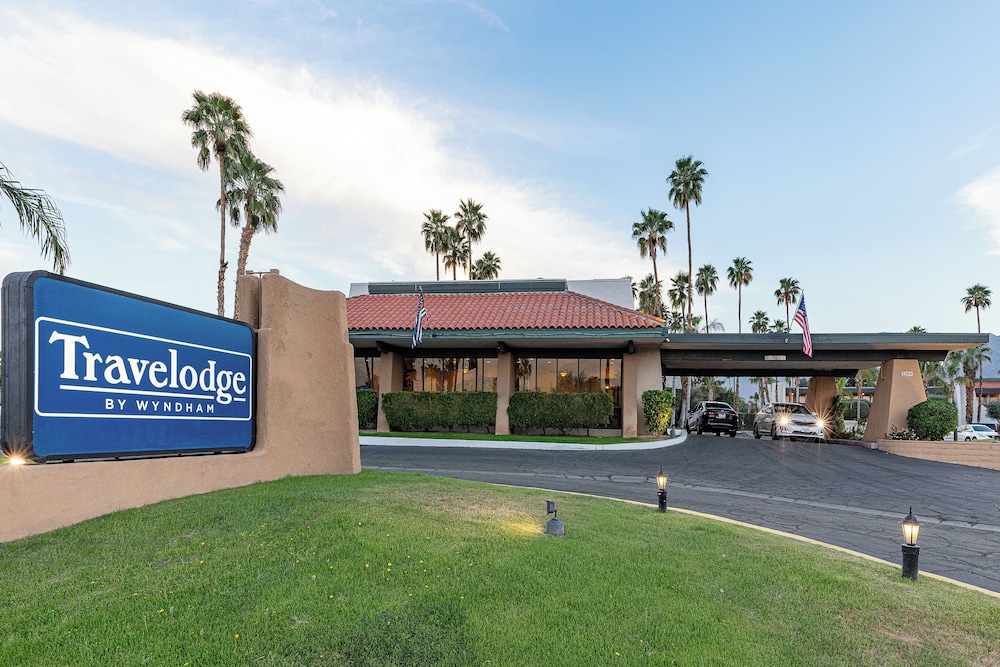 Travelodge By Wyndham Palm Springs 38/41