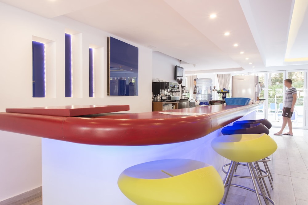 Guya Wave Hotel 46/59