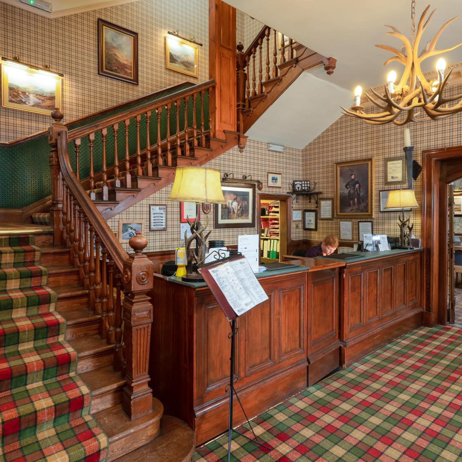 Cairngorm Hotel 8/55