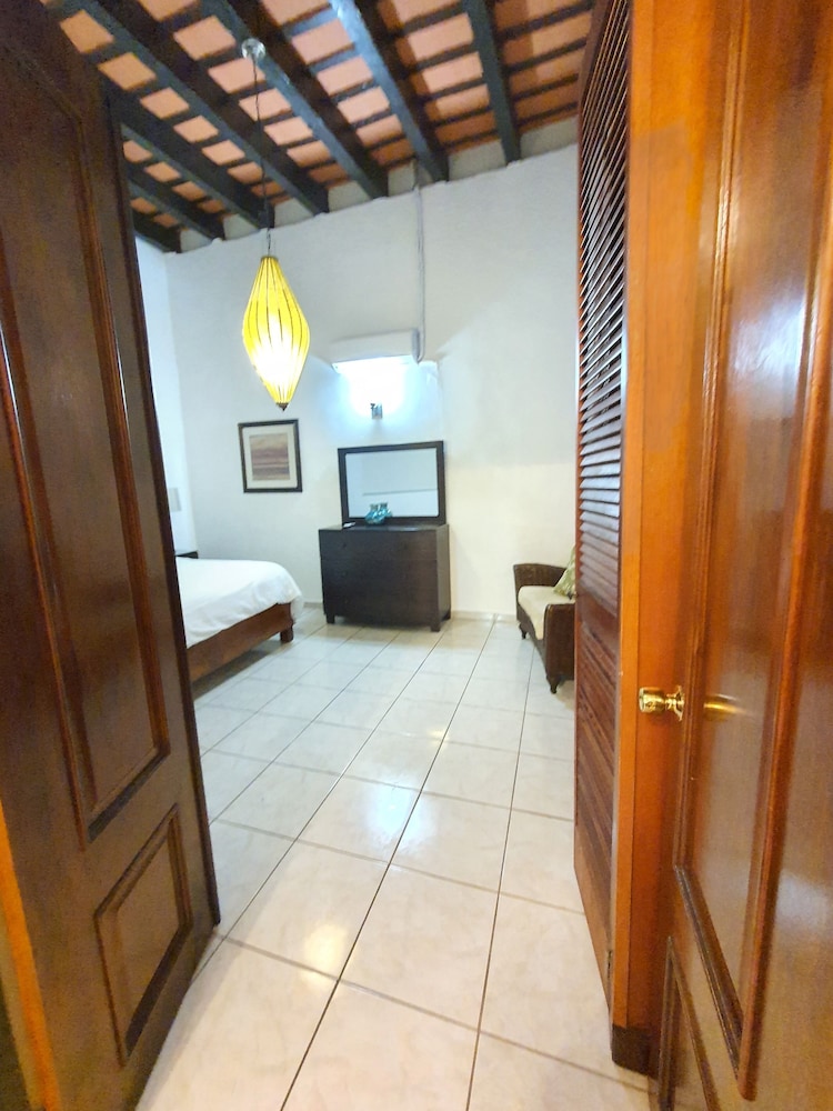 Fortaleza Suites 10/50