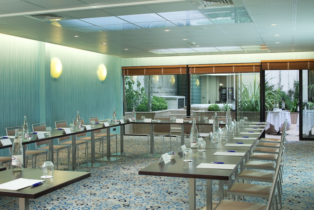 Oceania Saint Malo Hotel 46/55