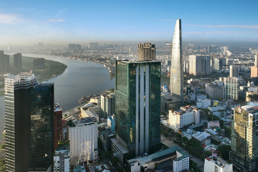 The Reverie Saigon Residential Suites 74/76