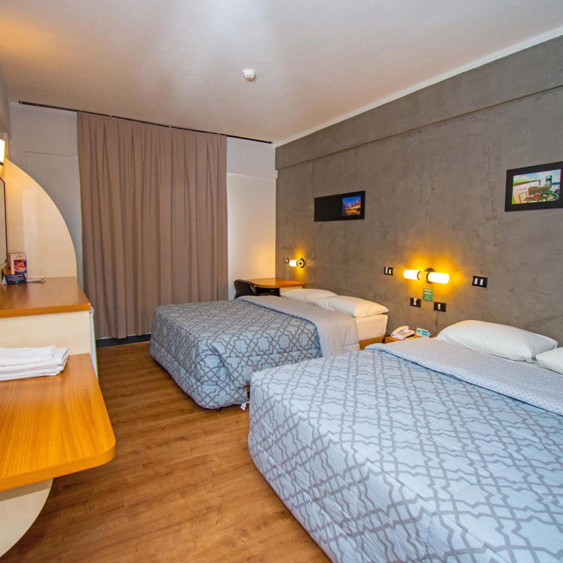 Hotel 10 Dourados 17/52
