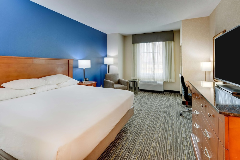 Drury Inn and Suites Sikeston 10/50