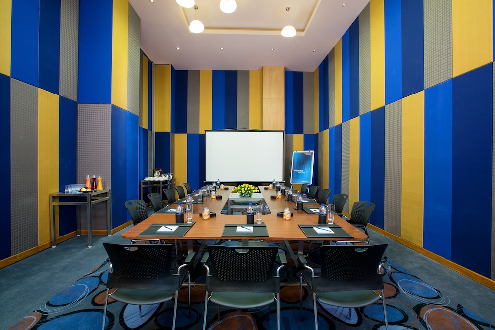 Novotel Chennai Sipcot 65/75