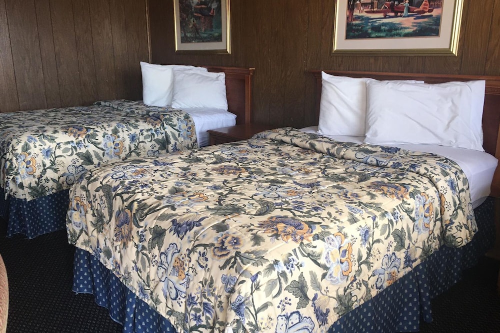 Sky-Palace Inn & Suites El Dorado 9/27
