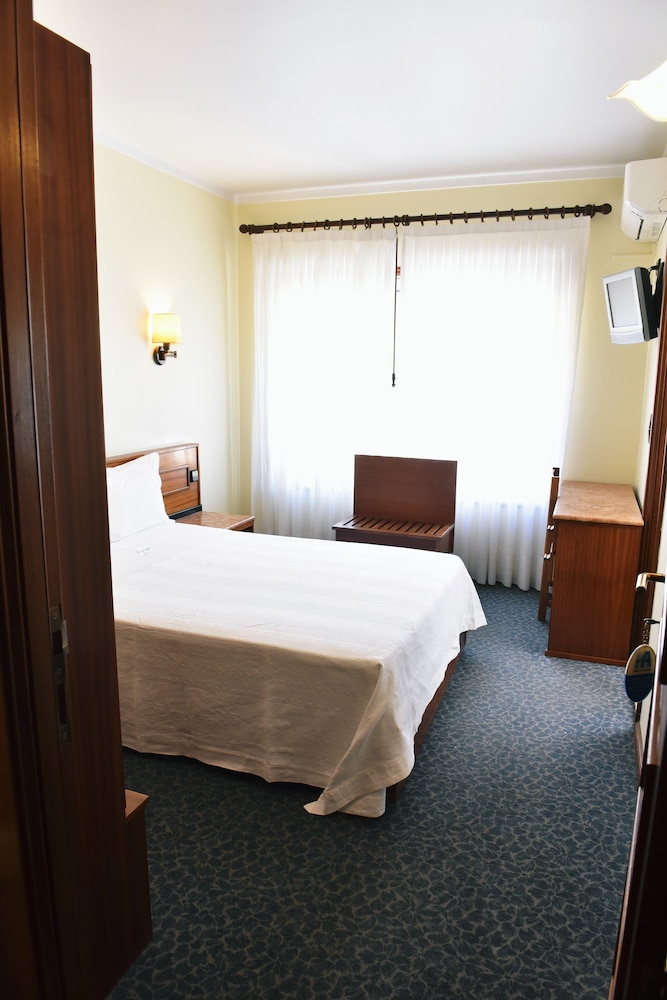 Hotel Aeroporto 18/50
