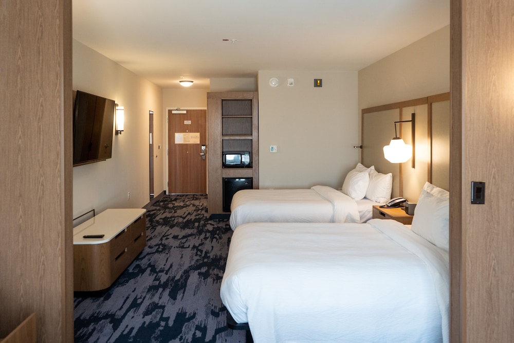 Fairfield Inn & Suites by Marriott Brooksville Suncoast Parkway 11/56