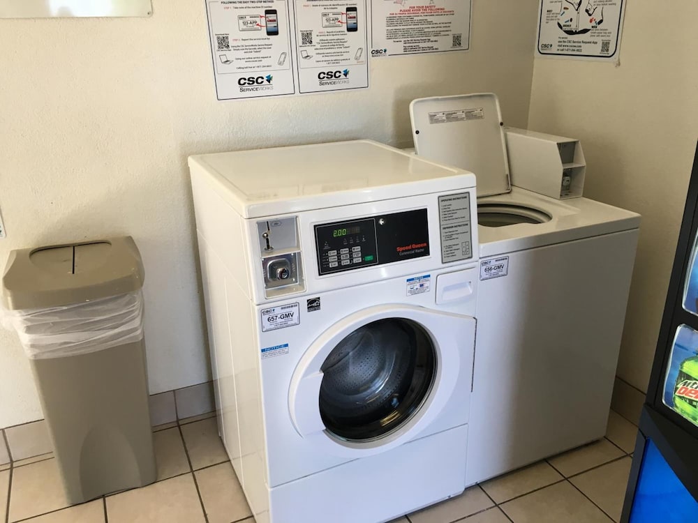 Motel6 Lakeland, FL 23/49