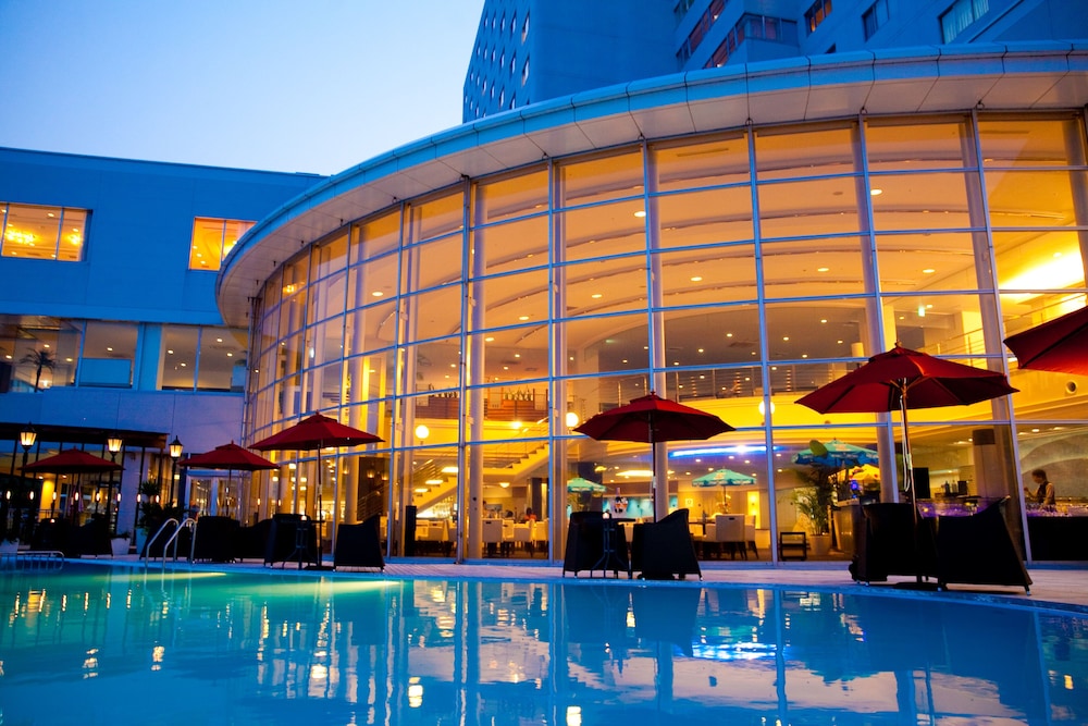 Grand Mercure Beppu Bay Resort & Spa in Hiji