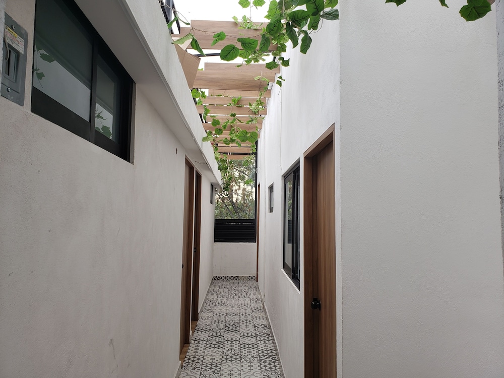 Hotel Singular Antara 42/50
