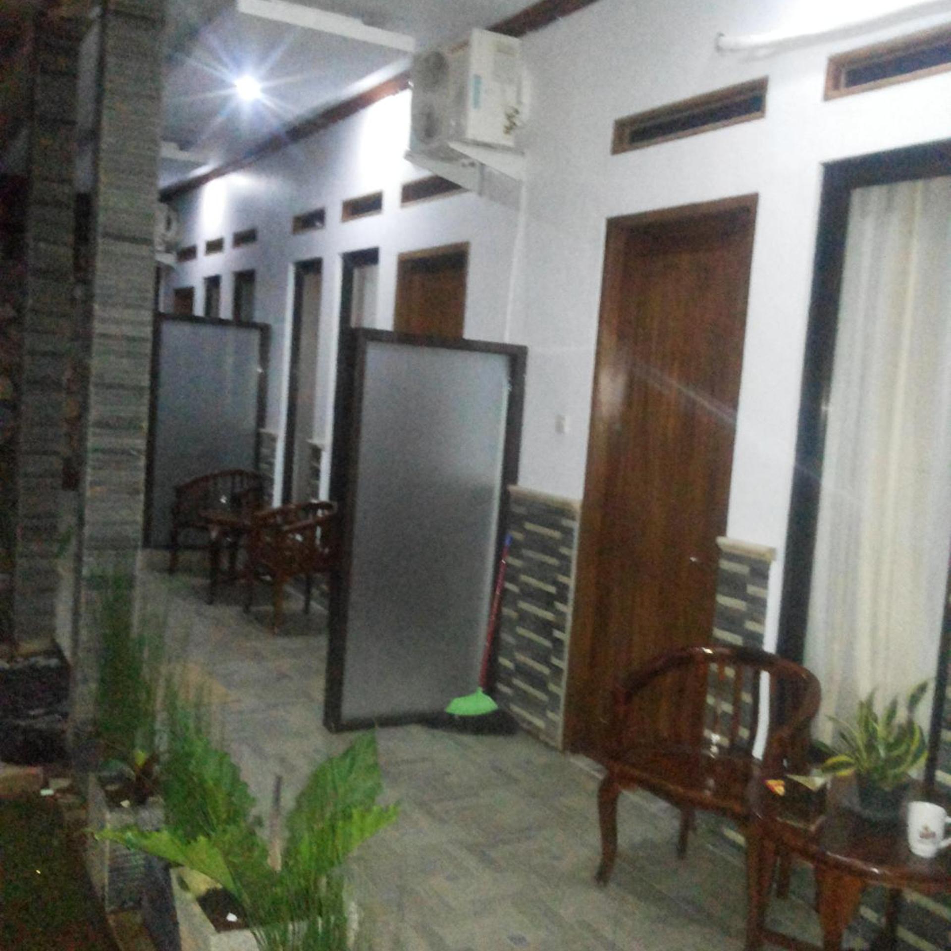 RF Hotel 1/50