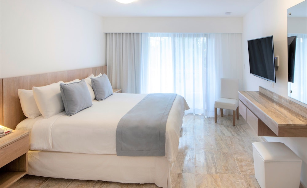 Viva Dominicus Palace by Wyndham, A Trademark All Inclusive 11/36