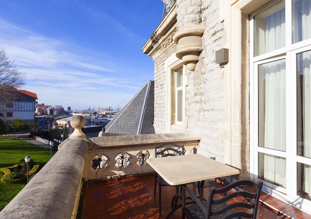 Hotel Urh Palacio de Oriol Formerly Nh Palacio de Oriol 5/48