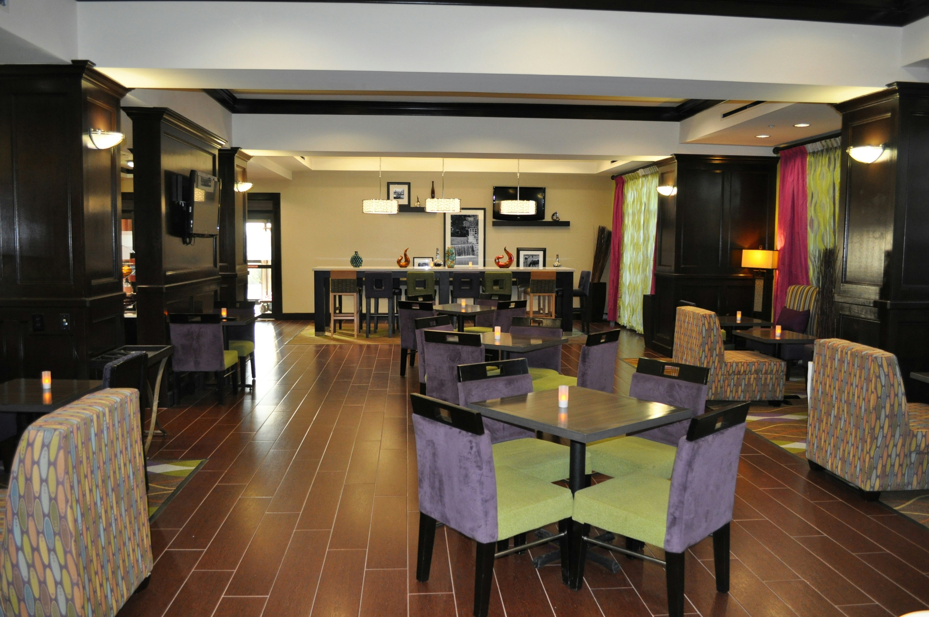 Hampton Inn Pleasanton 17/34