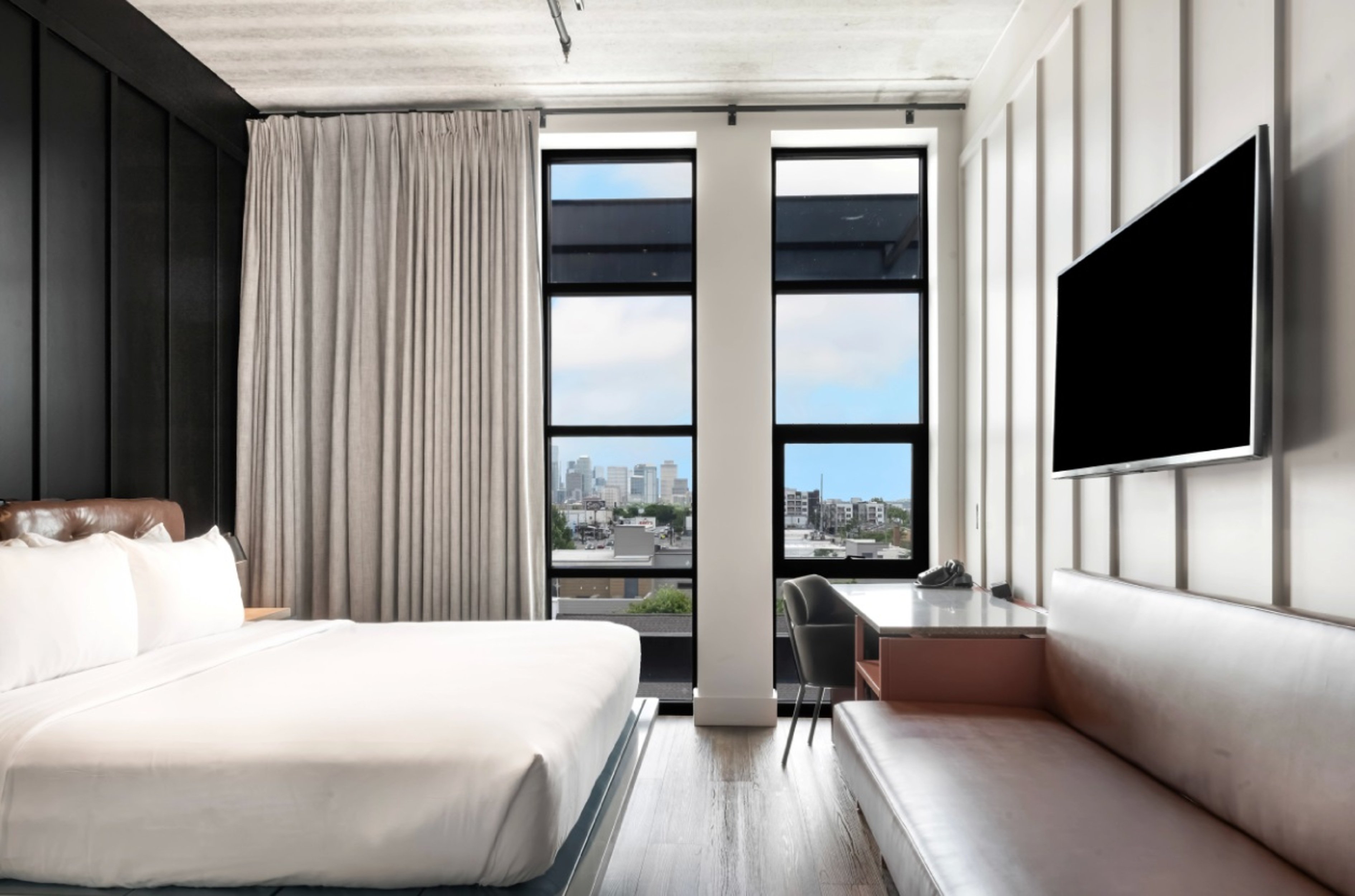 Room, Double Bed, Accessible