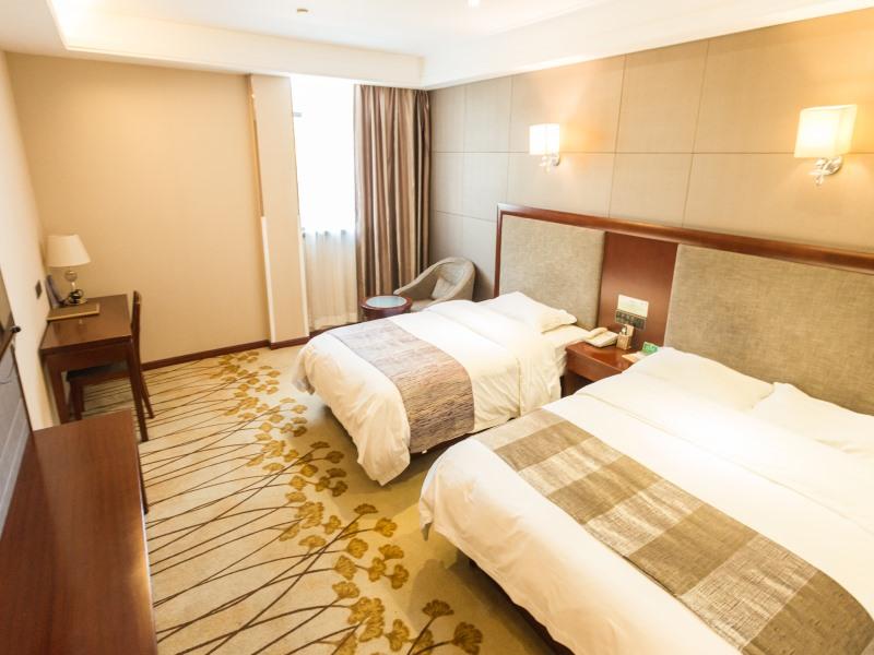 GreenTree Alliance Pudong New District Disneyland North Gate Hotel 12/42