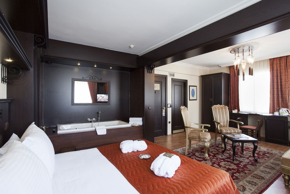Ottoman Imperial Hotel Istanbul 46/73
