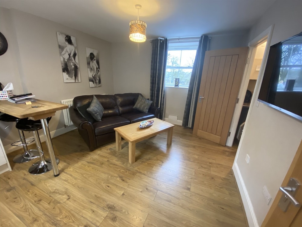 The Three Horseshoes Hotel 26/50