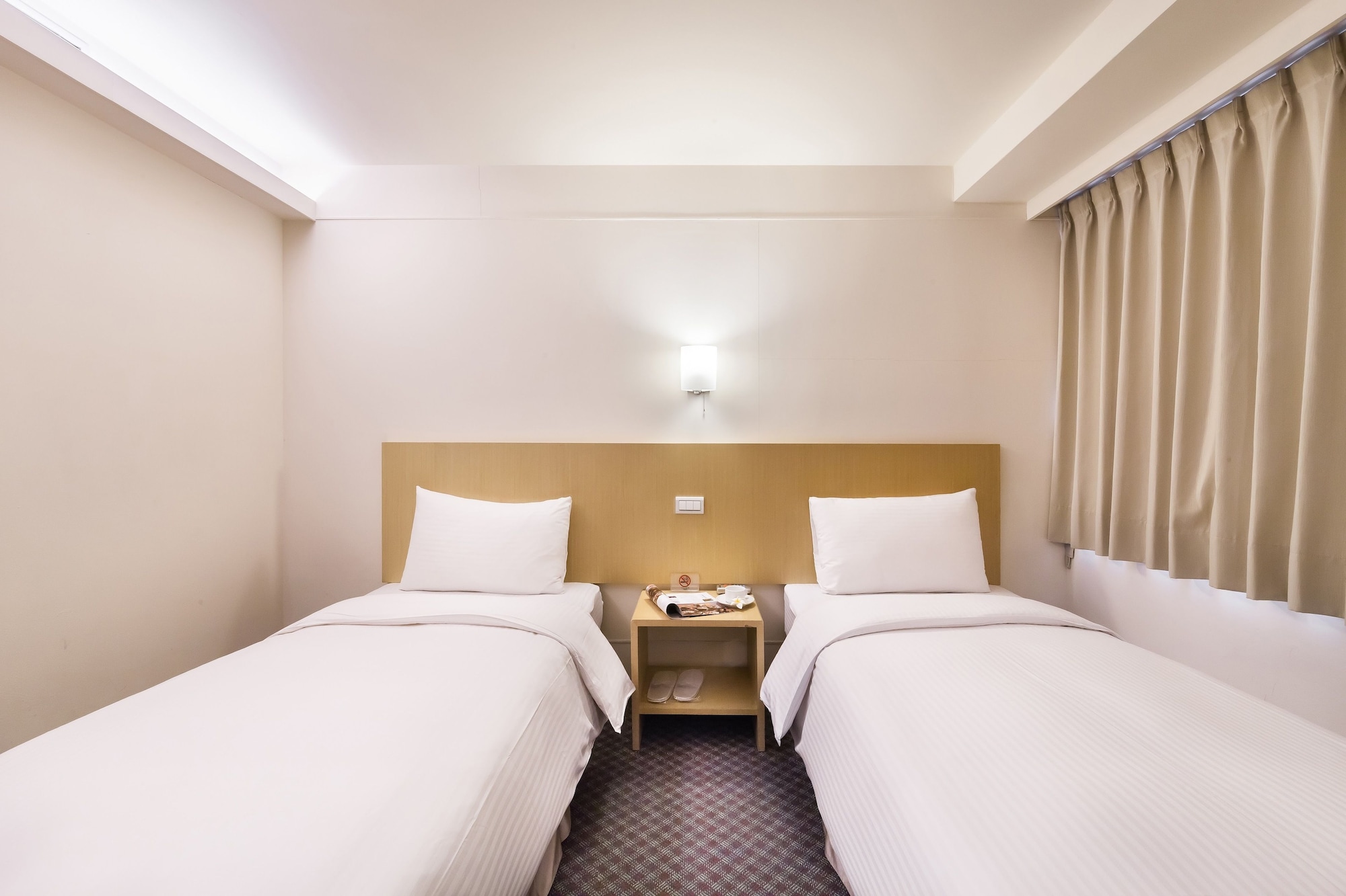 STANDARD, TWIN BEDS