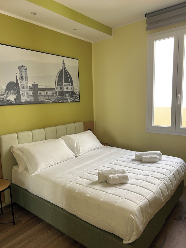 CLASSIC, DOUBLE OR TWIN BED, PRIVATE BATHROOM