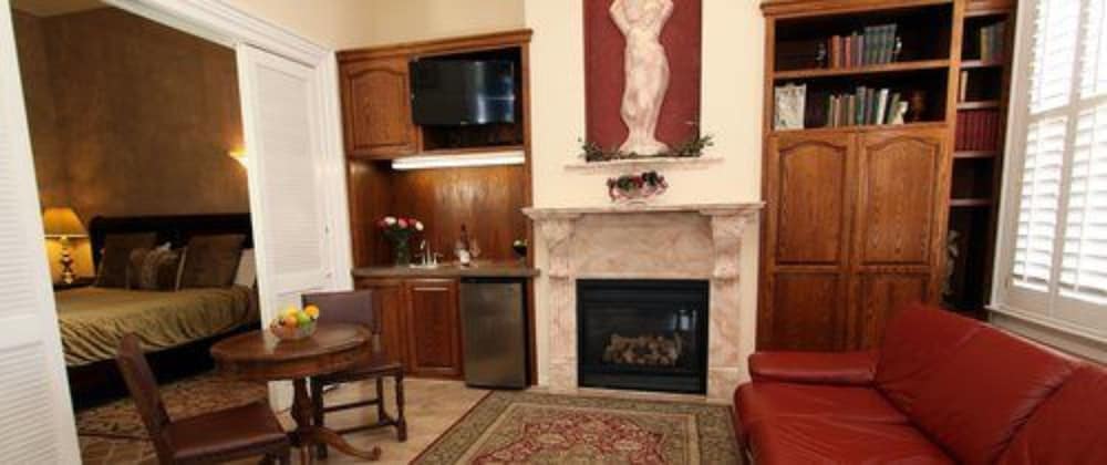 Napa Inn 36/50