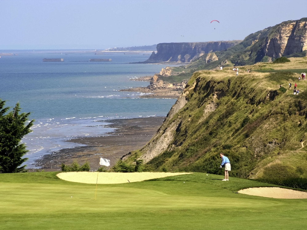 Hotel Mercure Omaha Beach 68/72