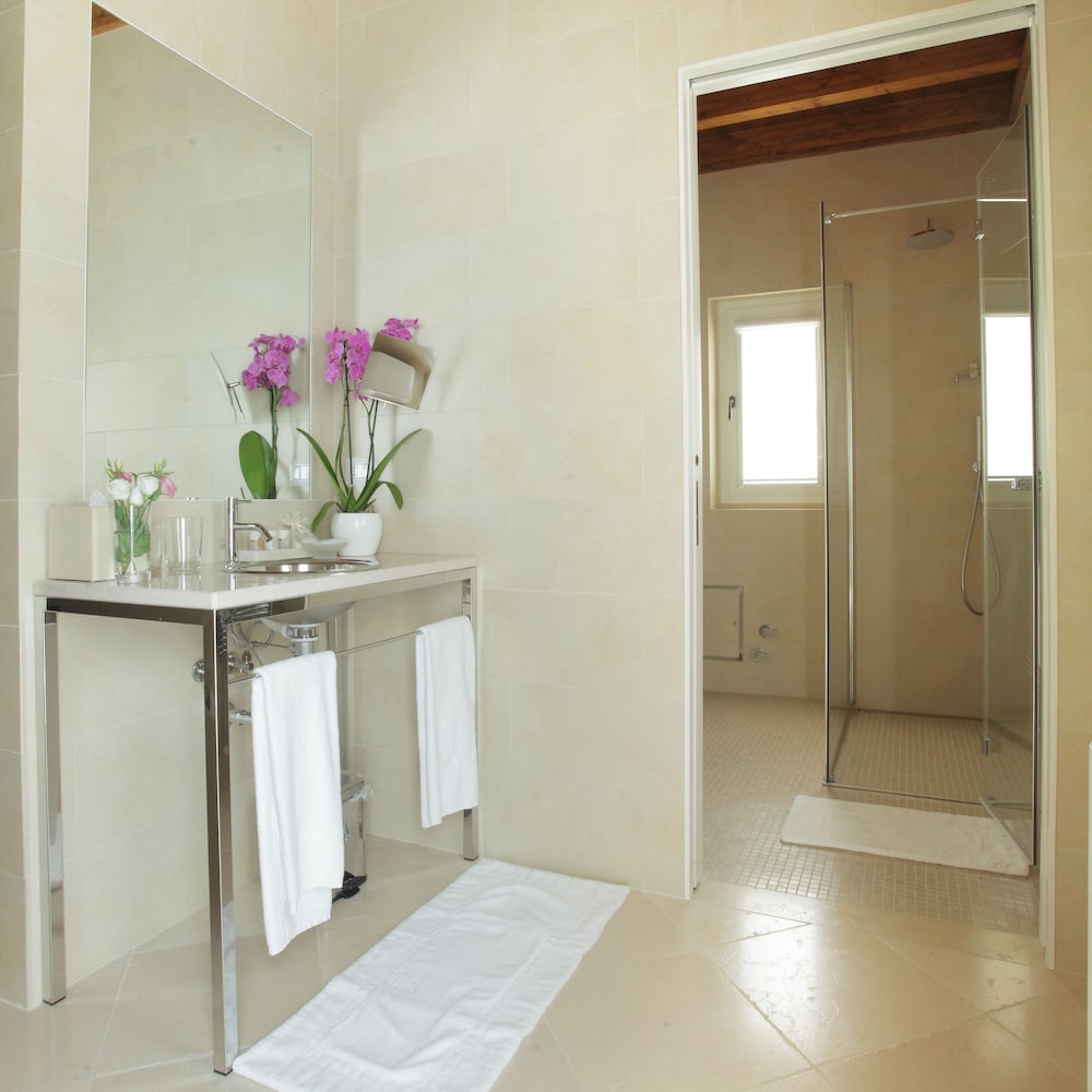 La Fiermontina Luxury Home Hotel 2/77