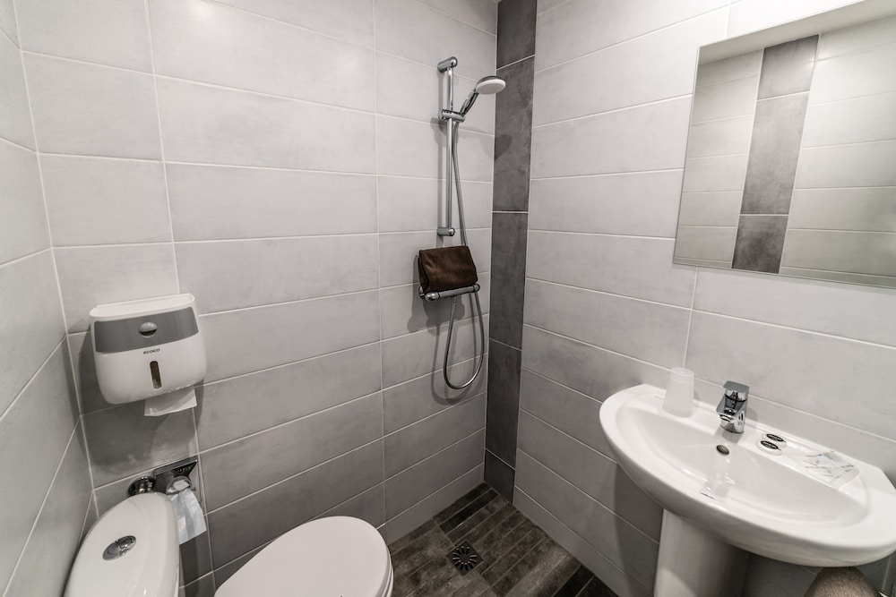 CITOTEL FURANIA 21/23