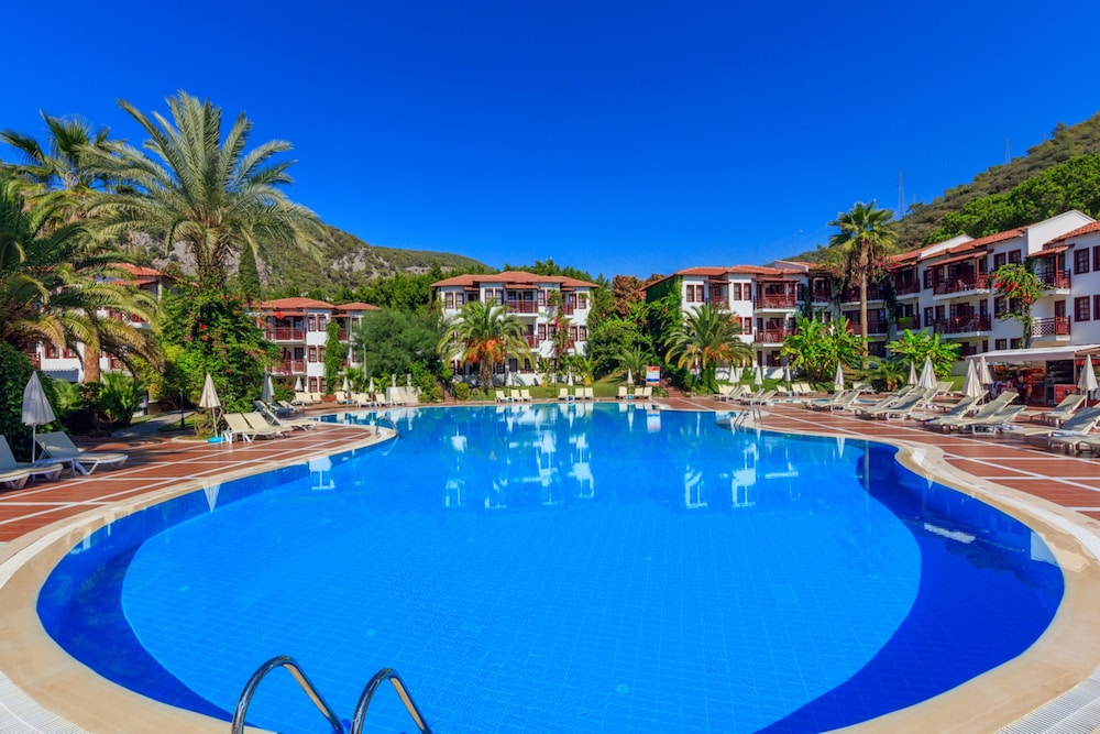 Alize Hotel 58/83