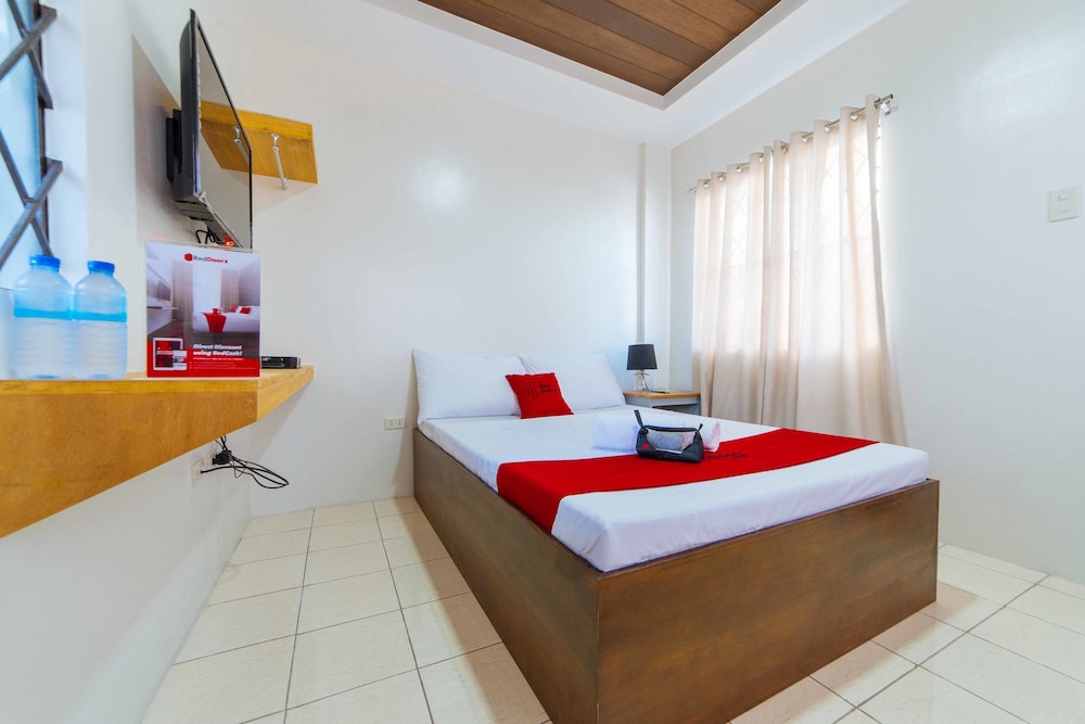 RedDoorz Plus Sindalan San Fernando City 25/41