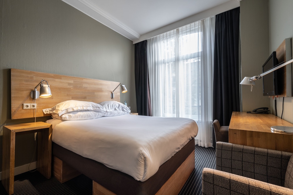 Catalonia Hotel Vondel Amsterdam 11/75
