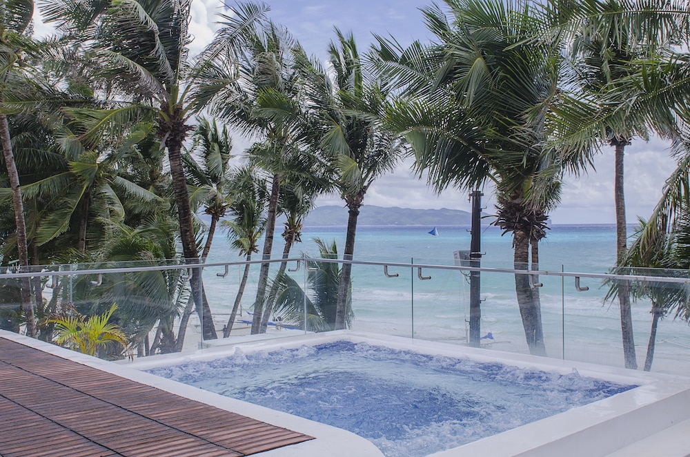 The Muse Beach Front Hotel Boracay 27/50