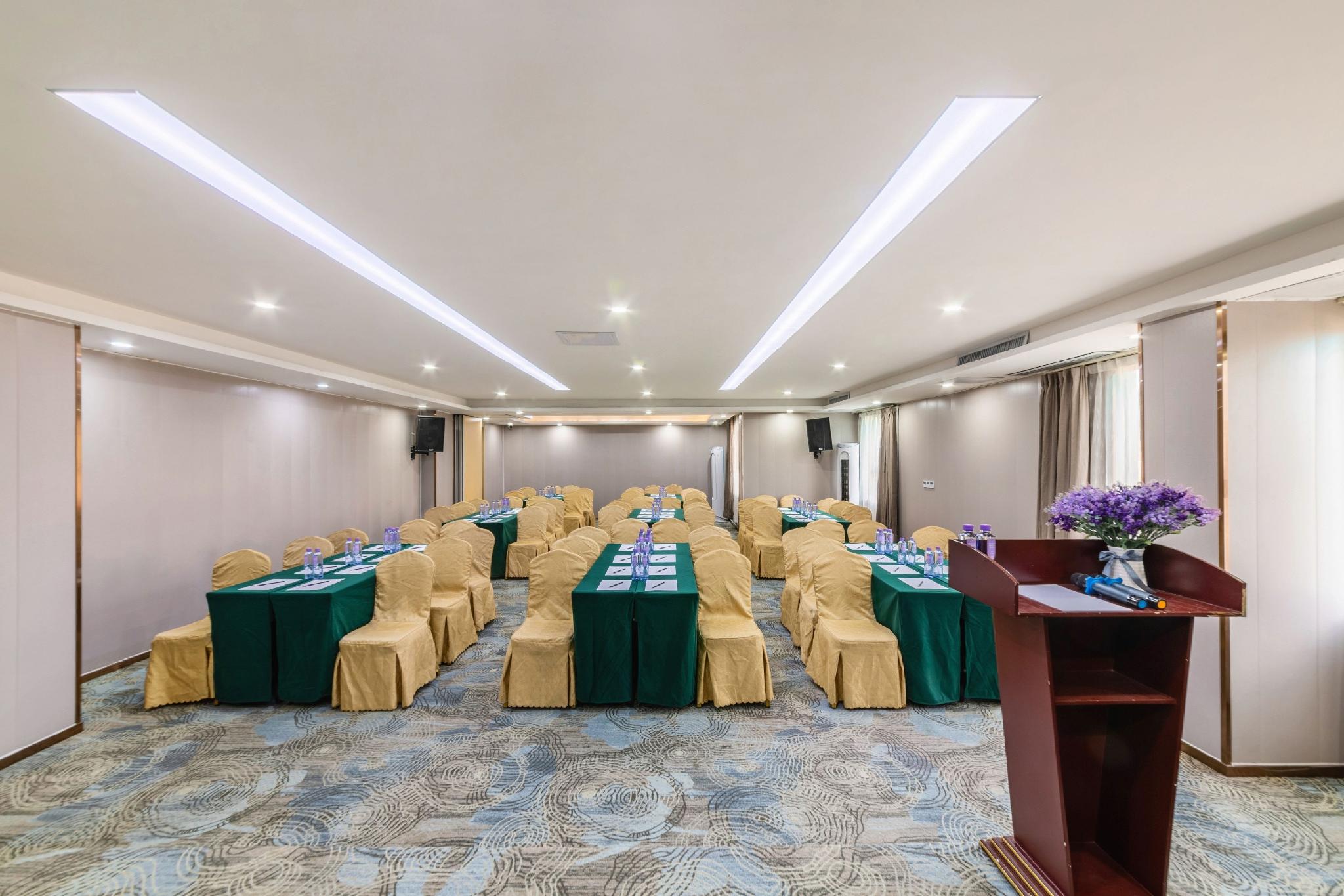 Lavande Hotel (Guangzhou Fangcun Jiaokou Metro Station) 31/33