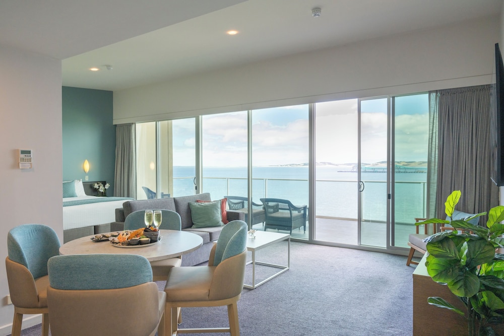 The Port Lincoln Hotel 32/50