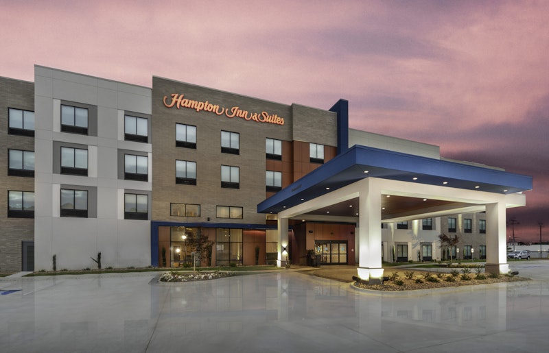 Hampton Inn and Suites Conway 2/43