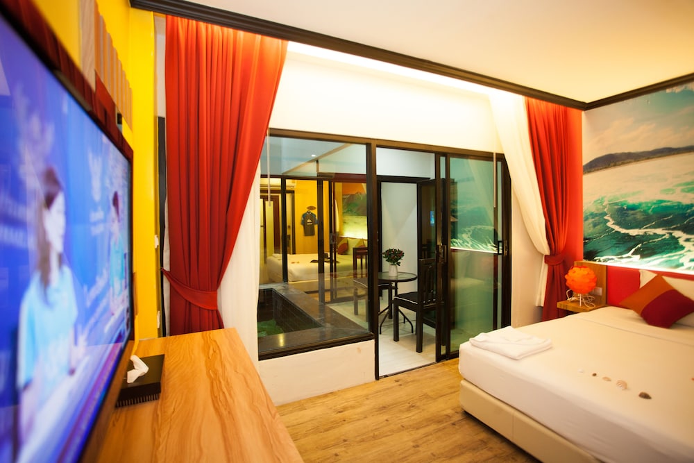 MUST SEA HOTEL(FORMERLY MUSSEE KATA BOUTIQUE) 30/70