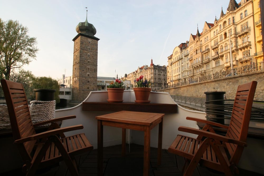 Boat Hotel Matylda 60/61